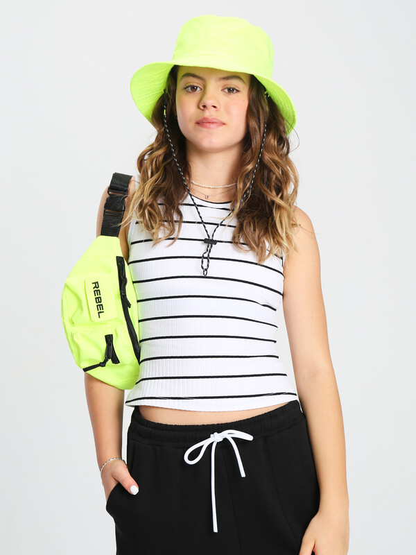 44306 Шапка A631.03