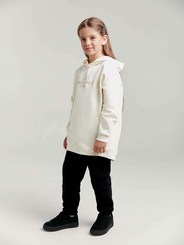 Джемперы CONTE DD 1452 Удлиненненное oversize-худи на флисе с вышивкой