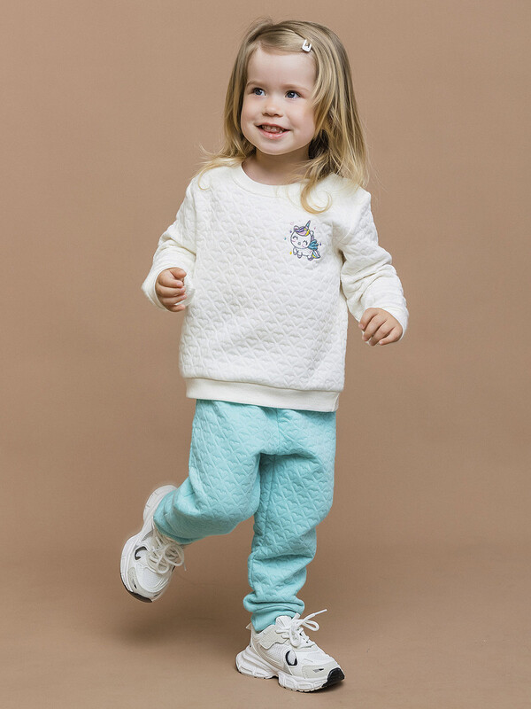 Комплект из капитония для девочки (свитшот и брюки)