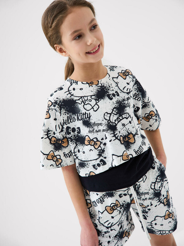 Комплект трикотажный для девочек: фуфайка (футболка), топ, шорты