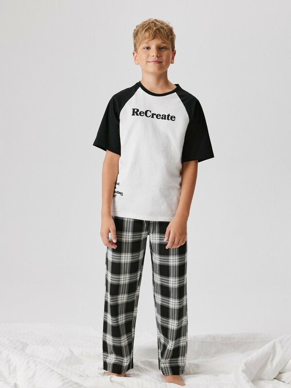 Набор для мальчиков((1)футболка и (2)брюки) Hendriks