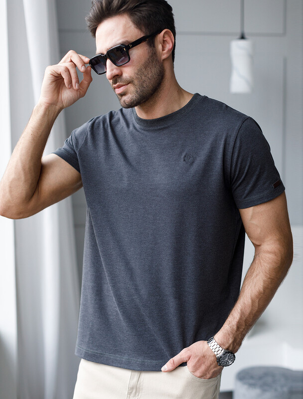 Футболка из премиального хлопка с эластаном