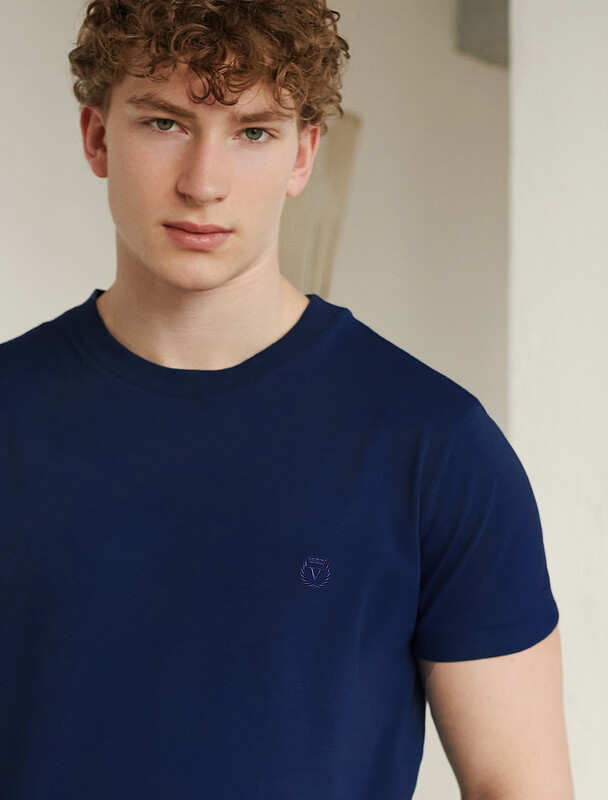 Футболка из премиального хлопка с эластаном