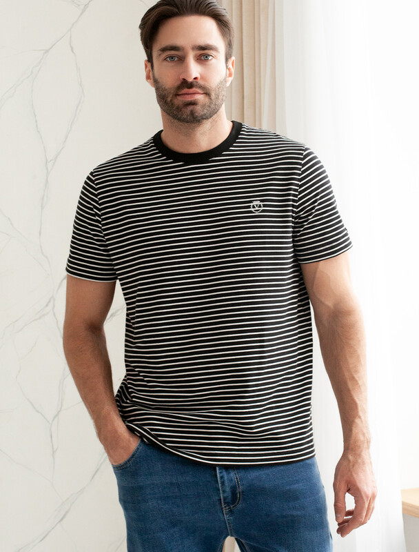 Футболка из премиального хлопка с эластаном