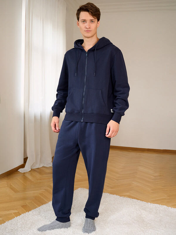 Мужской костюм