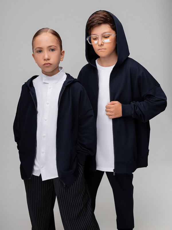 Толстовка с капюшоном