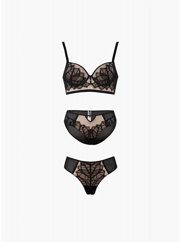 Комплект нижнего белья