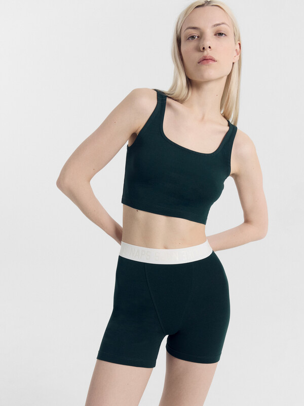 КОМПЛЕКТ ЖЕНСКИЙ (ТОП, ШОРТЫ) 592508