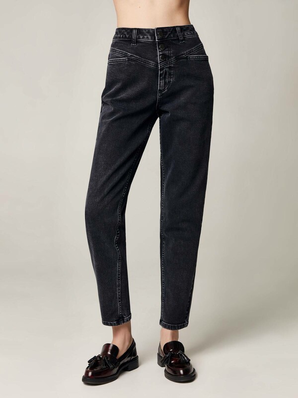 Брюки джинсовые женские CONTE CON-517 Джинсы mom с кокеткой и тремя пуговицами