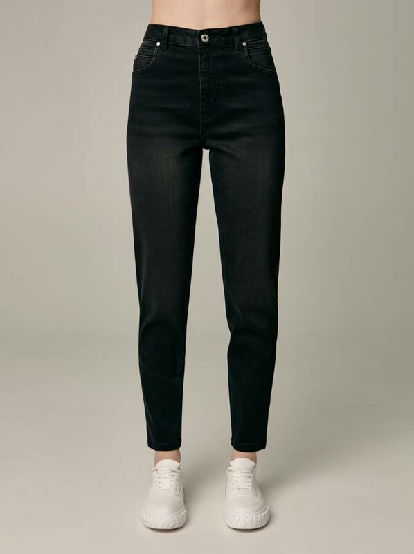 Mom Fit CONTE CON-592 Джинсы mom с высокой посадкой и эффектом легкой потертости