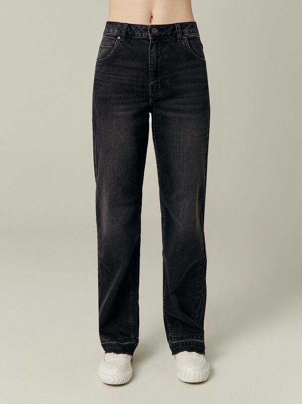 Прямой крой CONTE CON-716 Джинсы straight из eco-friendly денима с необработанным краем