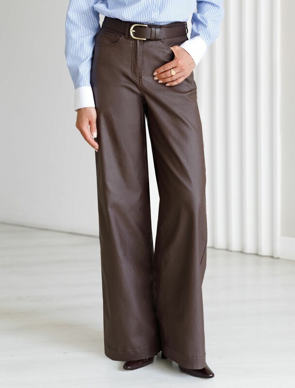 Брюки-трубы из эластичного хлопка с эффектом кожи