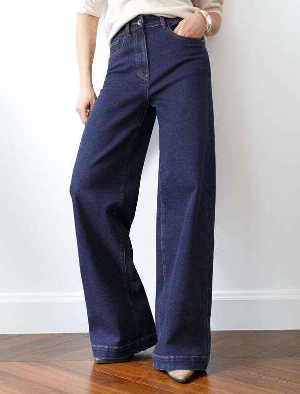 Джинсы трубы прямые с декоративной стиркой из эластичного денима