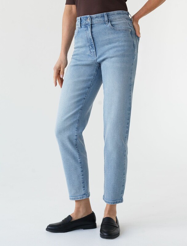 Джинсы дудочки из эластичного облегченного денима