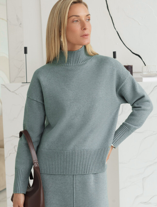 Джемпер из пряжи с кашемиром