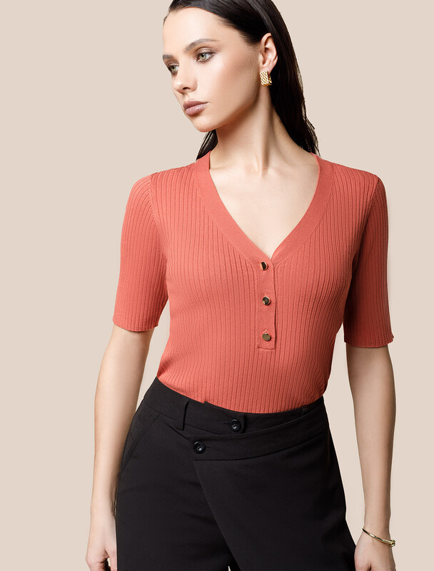 Джемпер тонкой вязки из вискозы с нейлоном