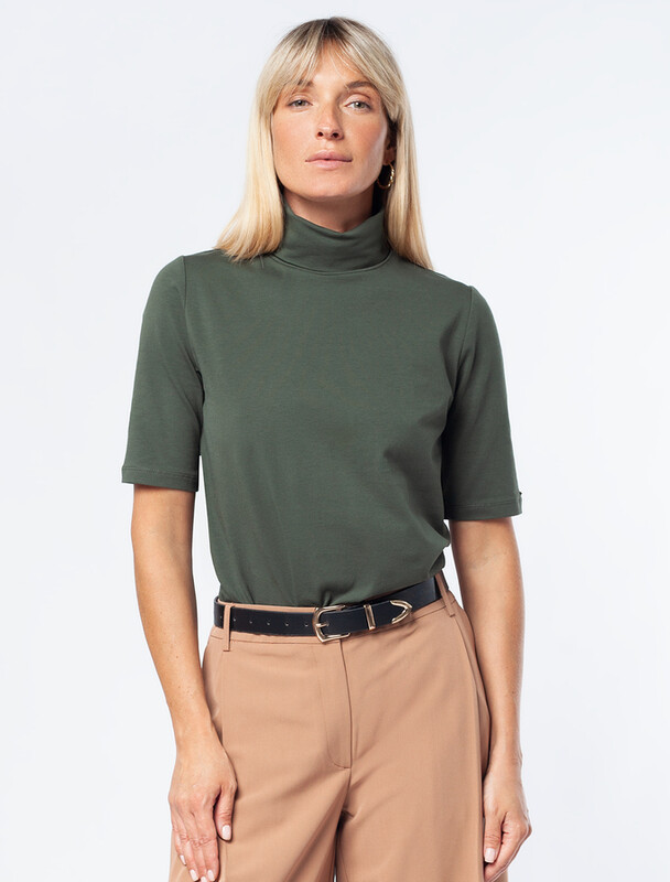 Водолазка из премиального хлопка с эластаном