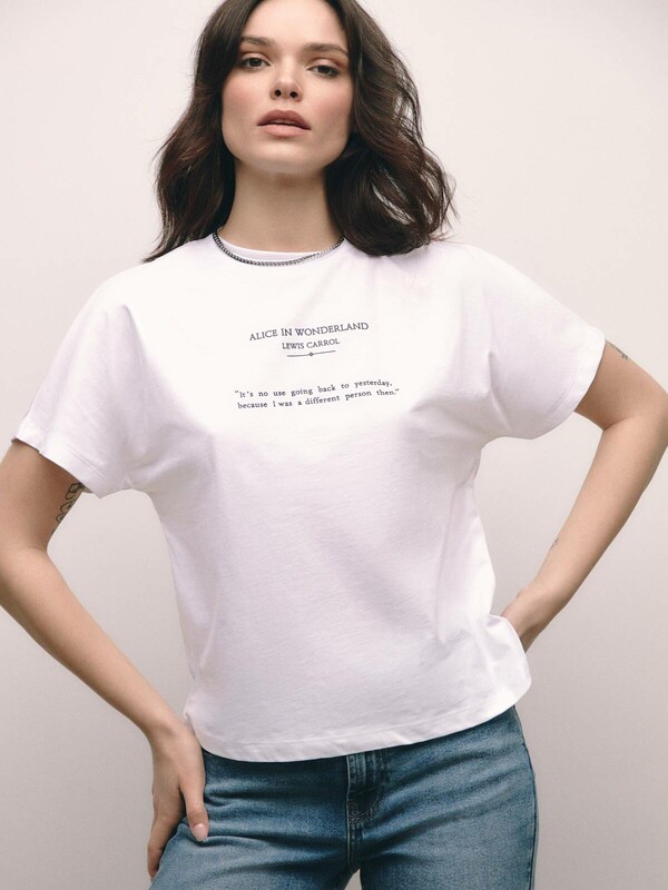 Джемпер женский CONTE Футболка из хлопка «Alice in Wonderland» LD 1677