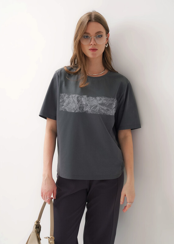 Футболка женская