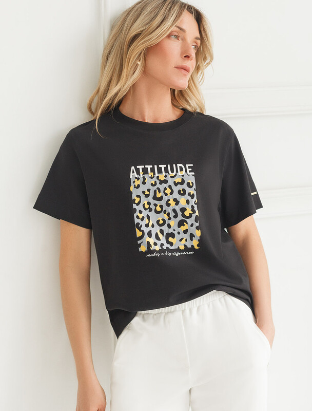 Футболка из премиального хлопка с принтом фольгой