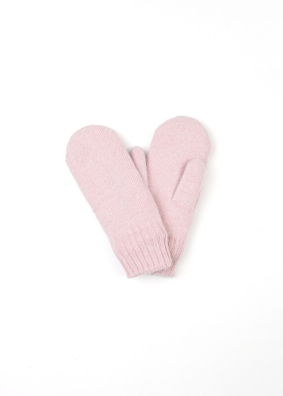 Варежки женские
