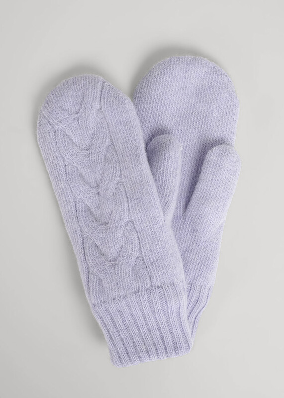 Варежки женские