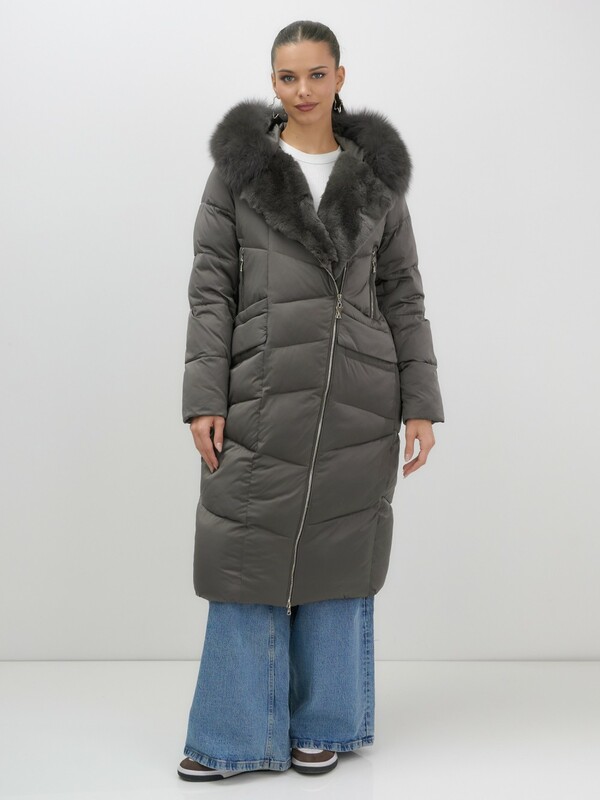 Двубортное пальто зимнее утепленное с мехом и капюшоном темно-серого цвета 7626TC