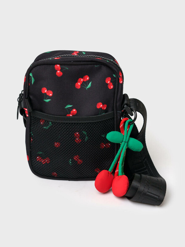 Сумка с брелоком для девочек