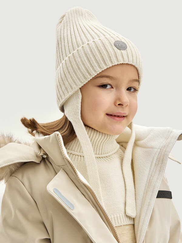 Комплект шапка и манишка  12з16025