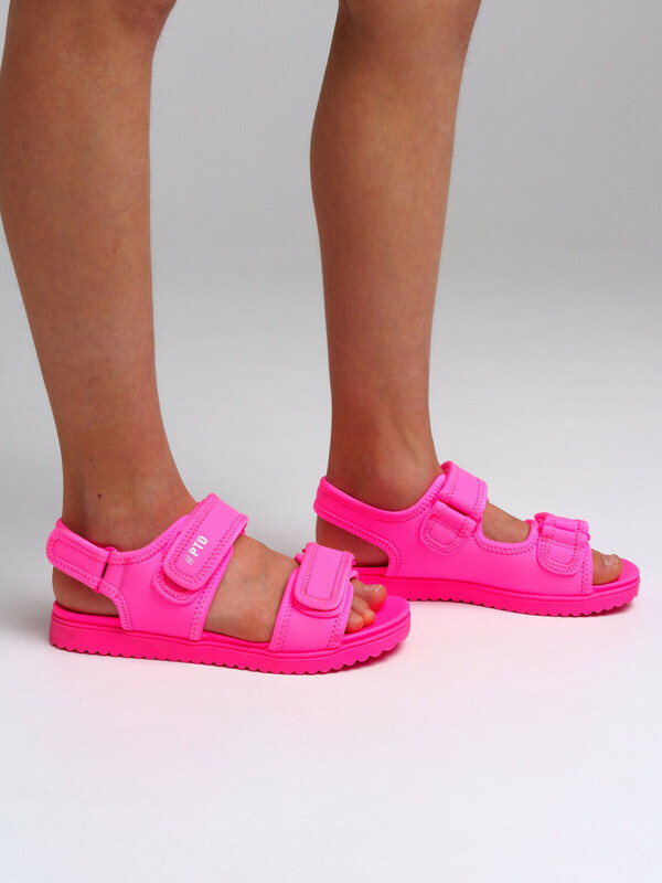 Сандалии для девочек