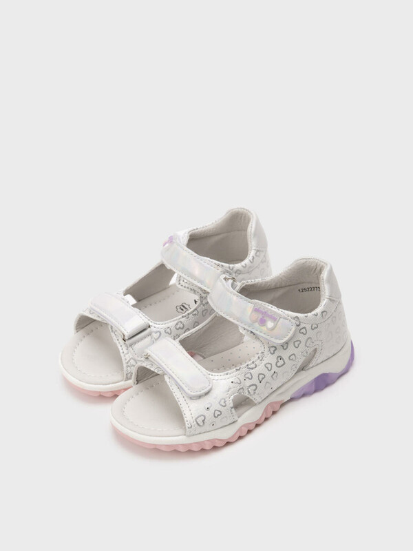 Сандалии для девочек