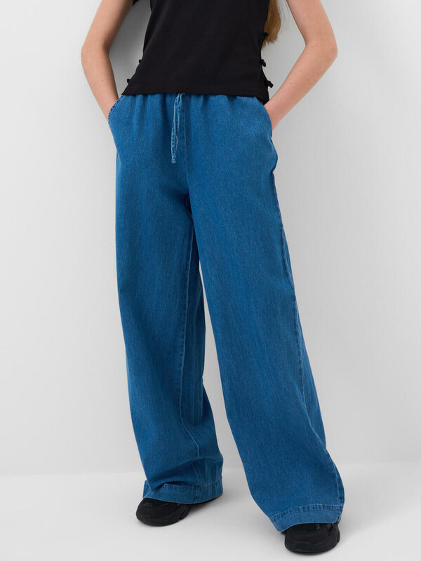 Брюки текстильные джинсовые для девочек