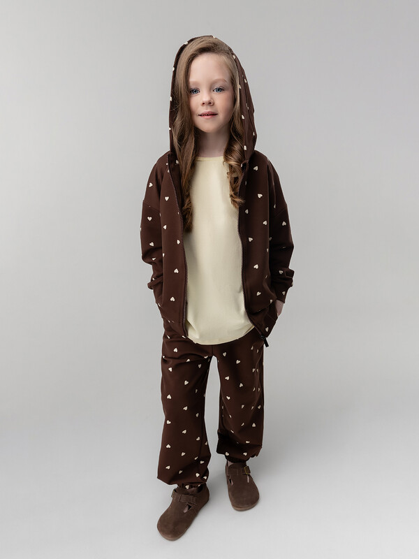 Костюм на молнии с сердечками