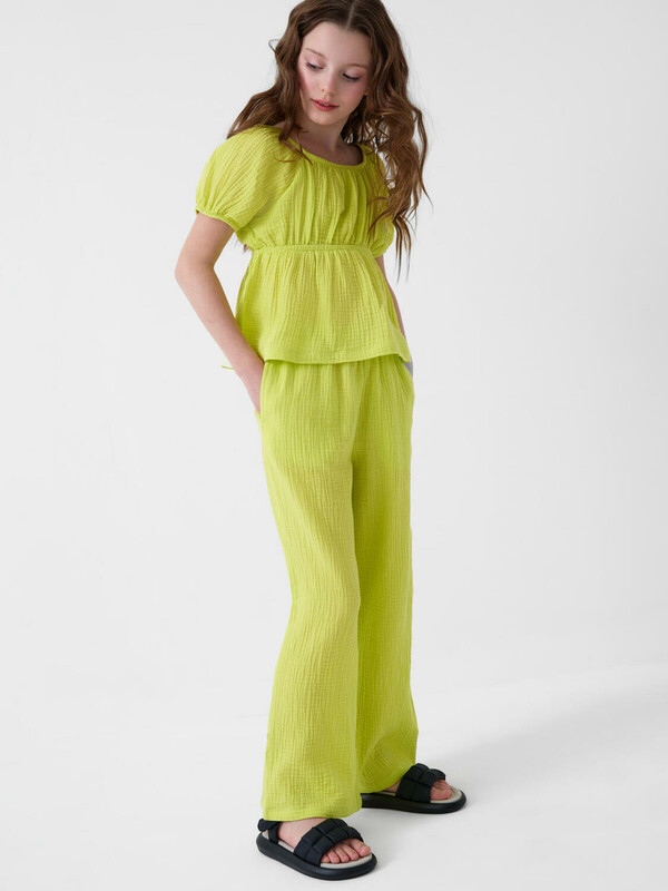 Комплект текстильный для девочек: блузка, брюки