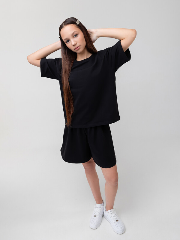 Костюм с юбкой-шортами