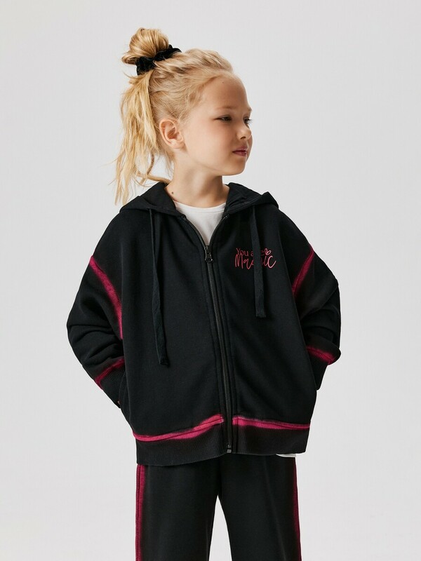 Куртка (толстовка) детская для девочек Arvina_jk