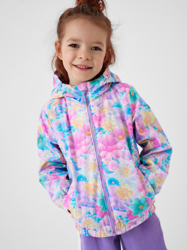 Куртка текстильная с полиуретановым покрытием для девочек (ветровка)