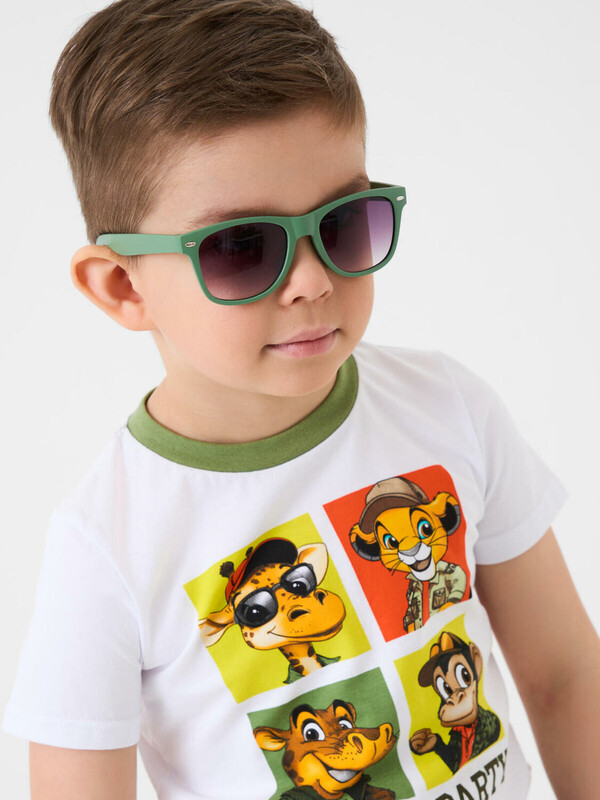 Солнцезащитные очки для детей