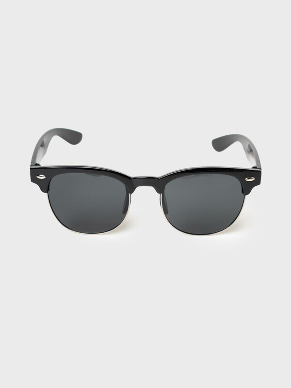 Солнцезащитные очки с поляризацией для детей