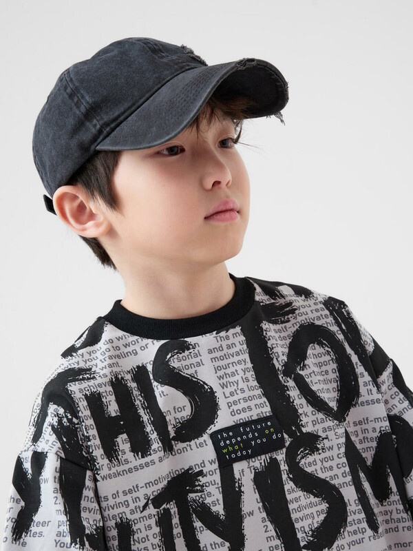 Кепка текстильная джинсовая для мальчиков