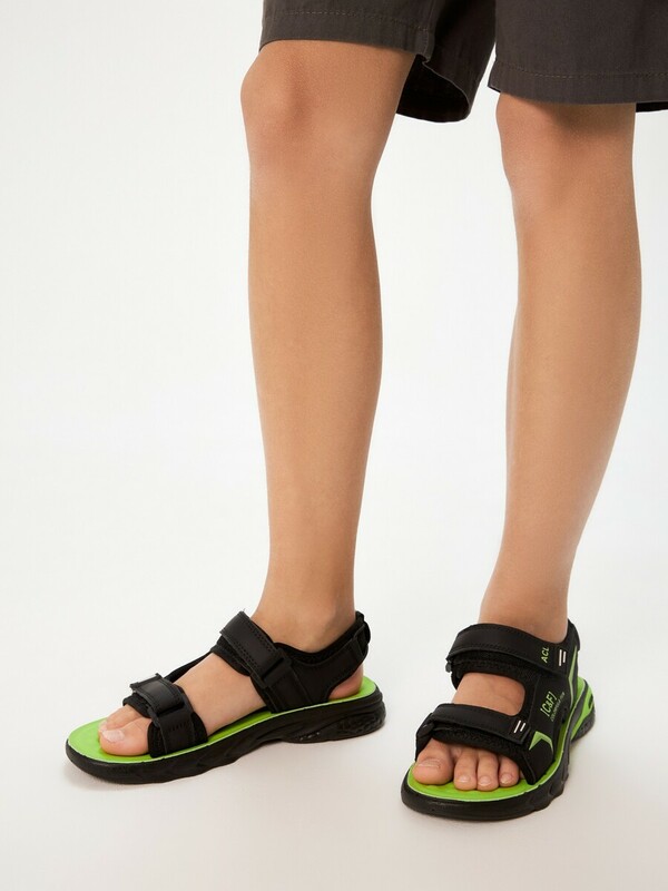 Туфли открытые детские для мальчиков Miсhel