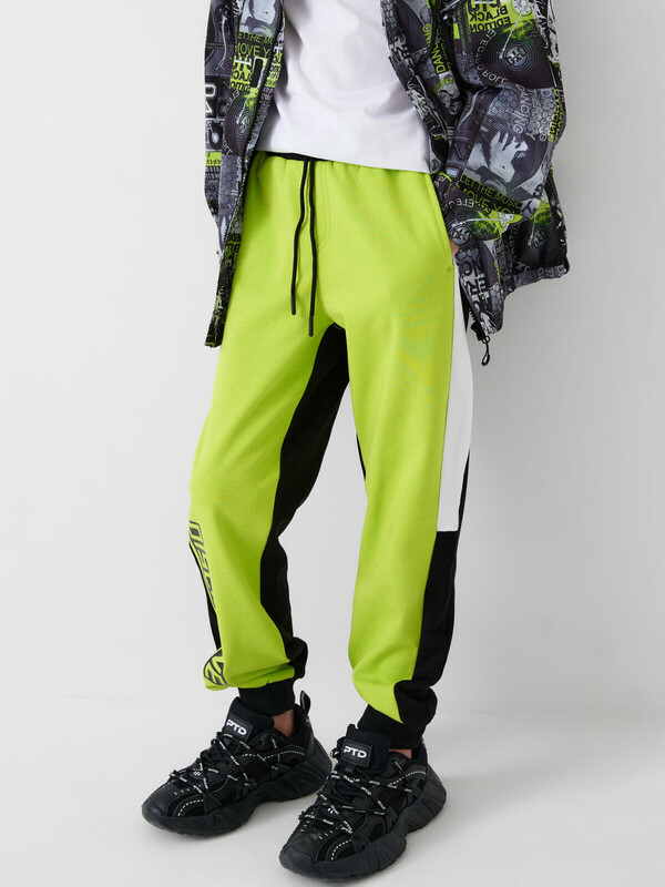 Брюки трикотажные для мальчиков