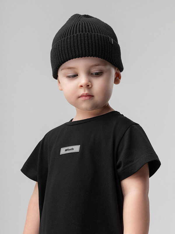 Футболка с нашивкой