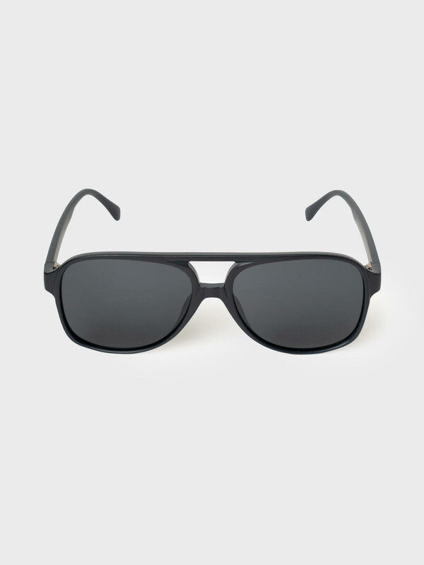 Солнцезащитные очки с поляризацией мужские