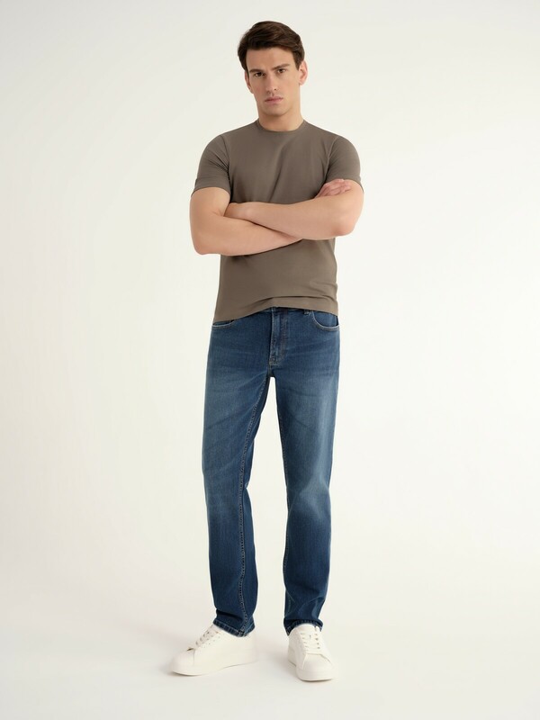 Straight CONTE CNM-01 Джинсы straight c эффектом потёртостей