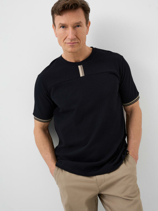 Джемпер трикотажный для мужчин (футболка)