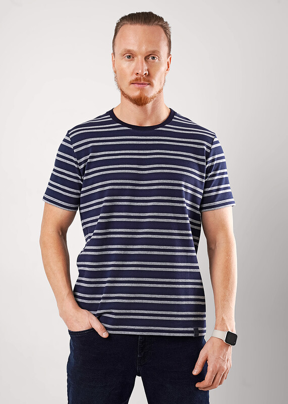 Футболка мужская