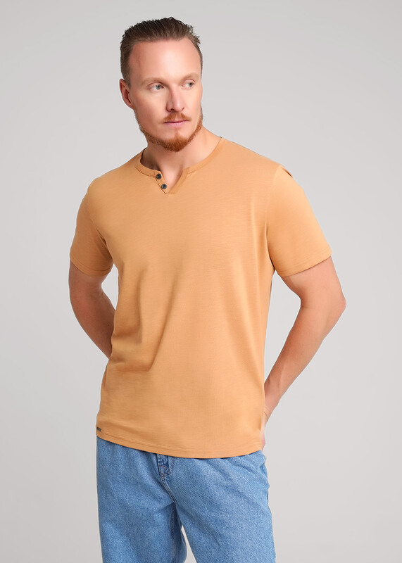 Футболка мужская