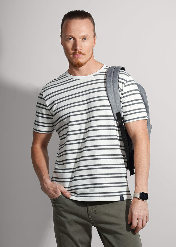 Футболка мужская