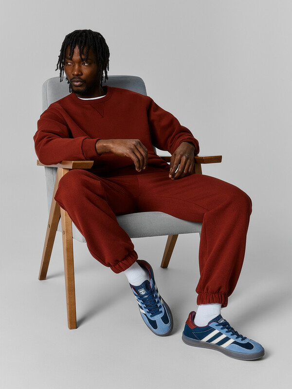 КОМПЛЕКТ ЖЕНСКИЙ (ДЖЕМПЕР, ДЖОГГЕРЫ) 192013